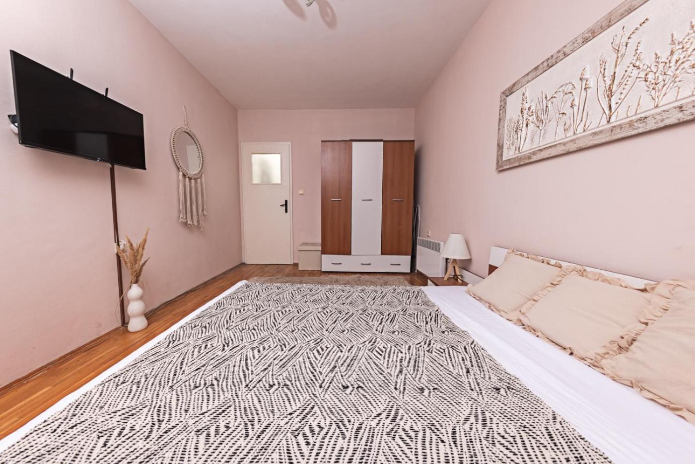 Sweet Home Varna Exterior photo